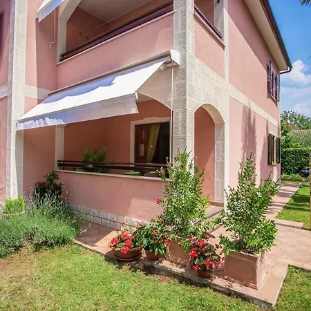 Sophia Apartment Kukci